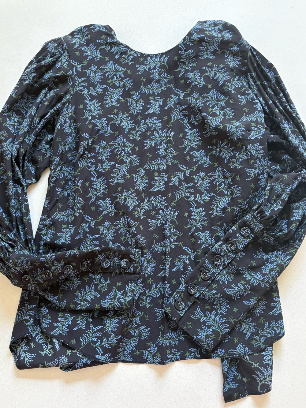 Veronica Beard, 100% Silk, Women’s Black Floral Long-Sleeve Blouse